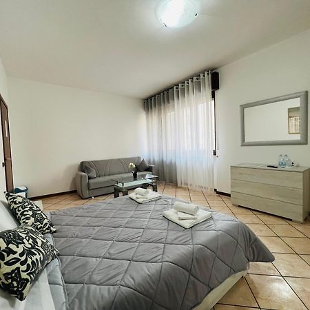 Casa Vacanza Elena 2 Werona Zewnętrze zdjęcie